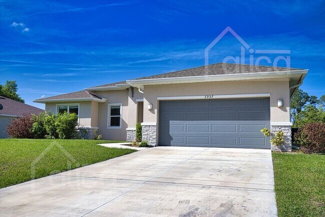 Building Photo - 3957 Constitution Dr