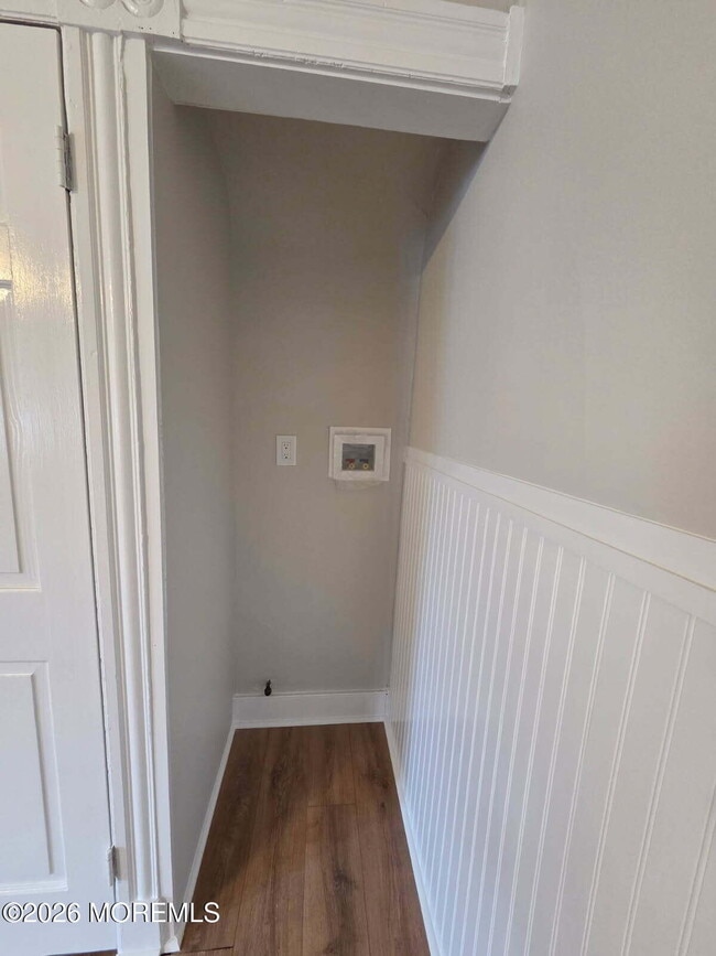 Building Photo - 24 Rector Pl