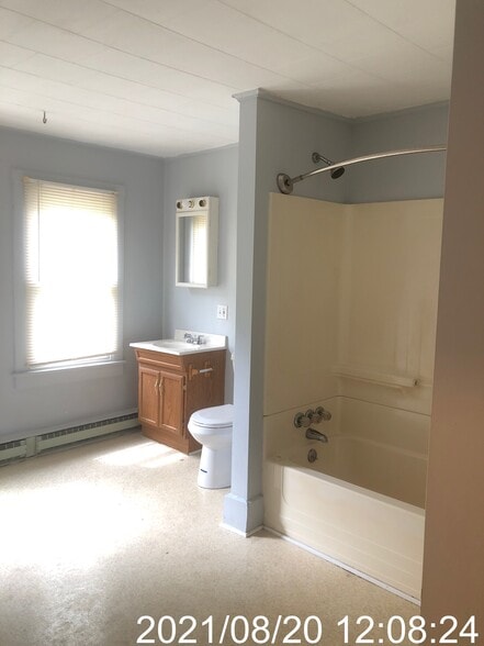 3rd floor Bathroom - 234 W Willow St