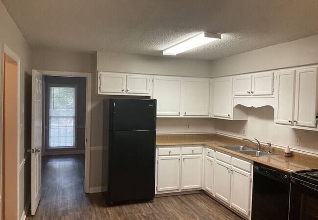 Building Photo - Curries Crossing Subdivision