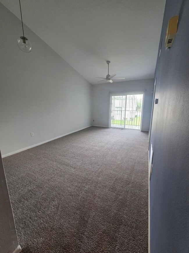 Building Photo - 5001 Bordeaux Village Pl