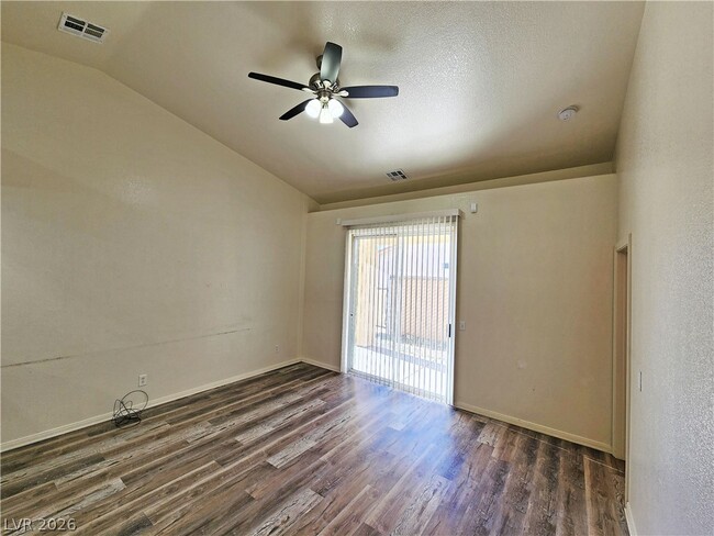 Building Photo - 1041 Marne Ct