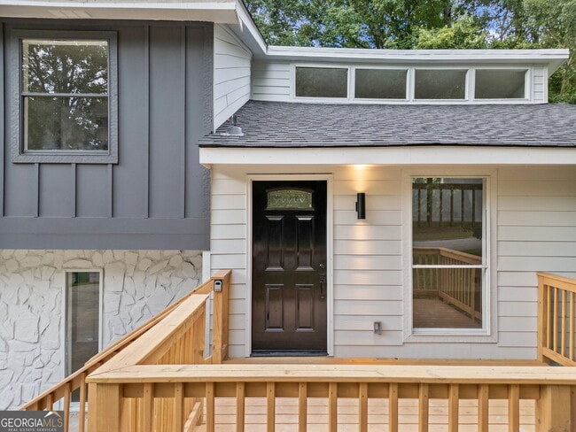 Building Photo - 4050 Daron Ct