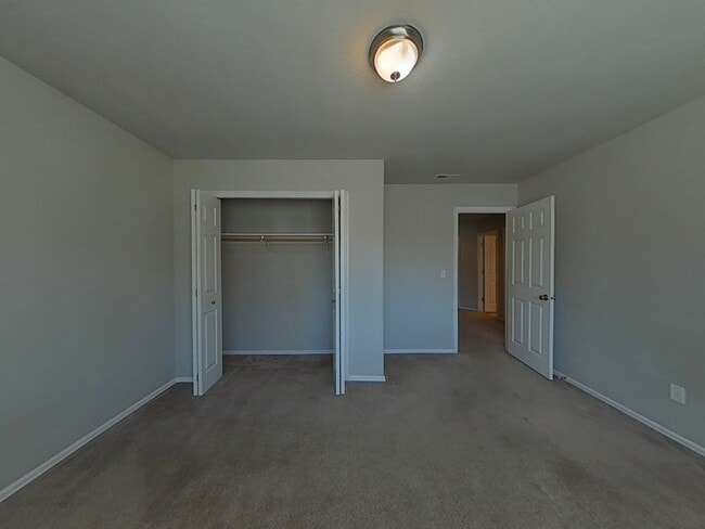 Building Photo - 4 Bedroom House ~ South Corvallis