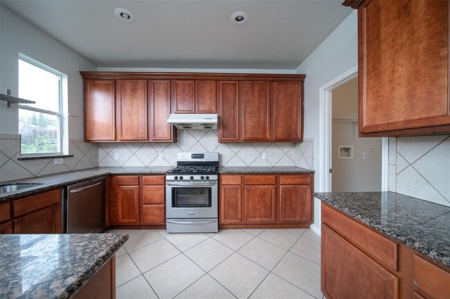 Building Photo - 13111 S Bellaire Estates Dr