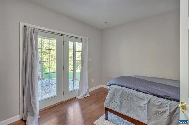 Building Photo - 373 Bayberry Way