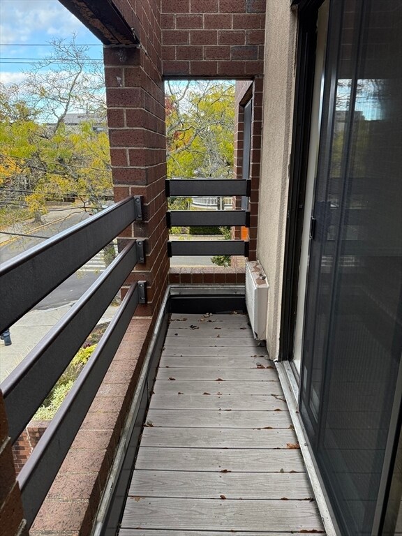 Building Photo - 112 Centre St