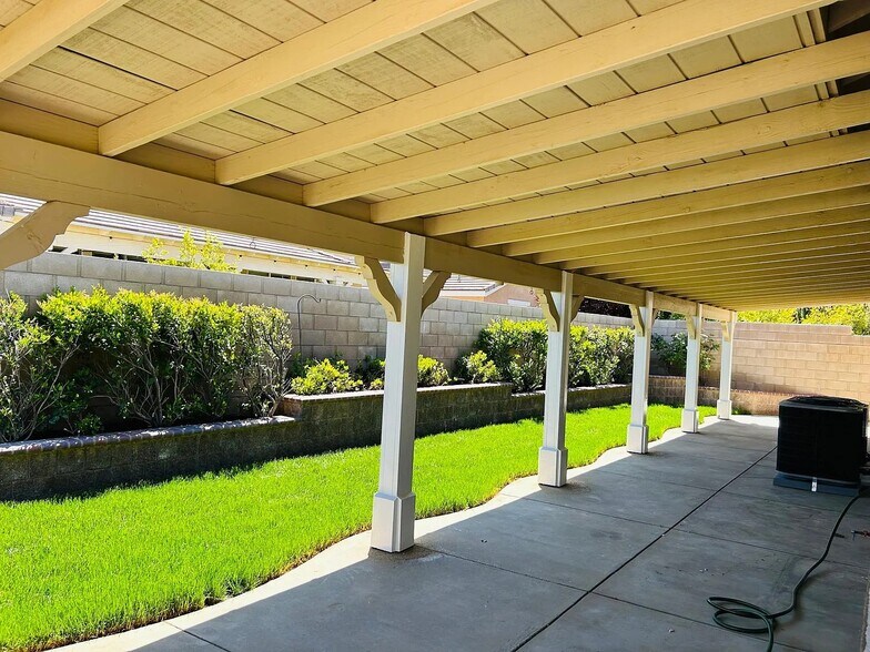 Building Photo - 40750 Hilton Head Ct