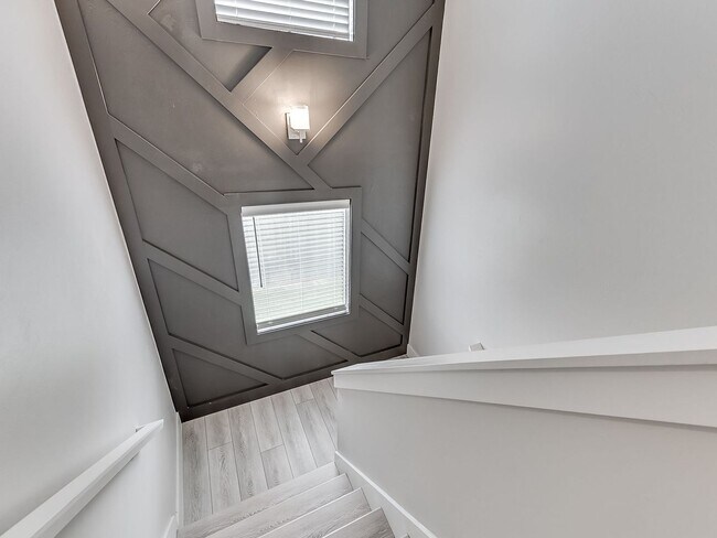 Building Photo - Beautiful New Construction Home in Edmond/...