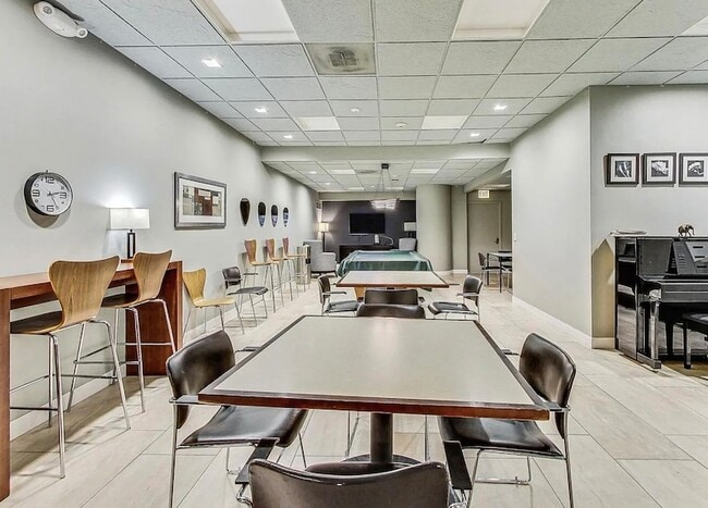 Building Photo - 505 N Lake Shore Dr