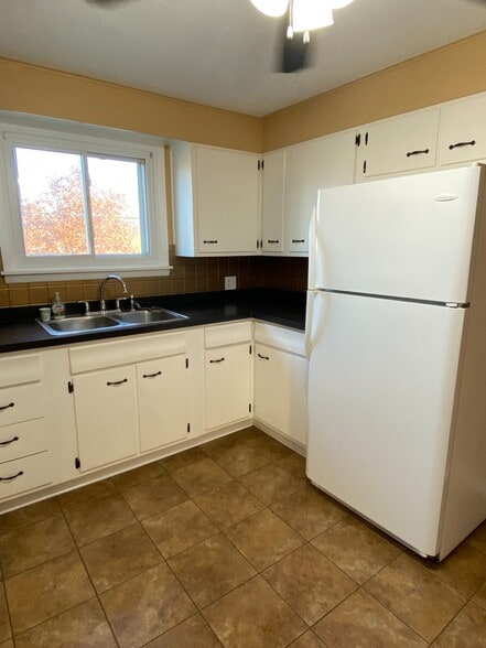 Building Photo - 70 Reservation St