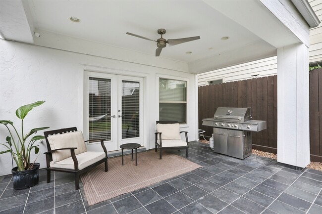 Building Photo - 2507 McDuffie St