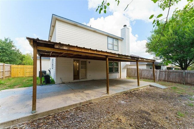 Building Photo - 1109 Hilltop Dr