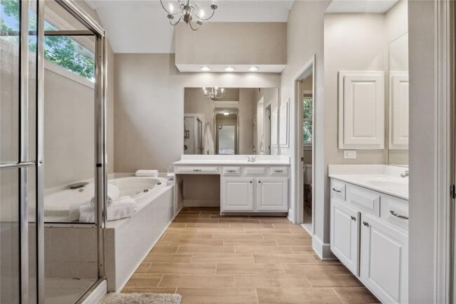 Building Photo - 508 Huntington Pl