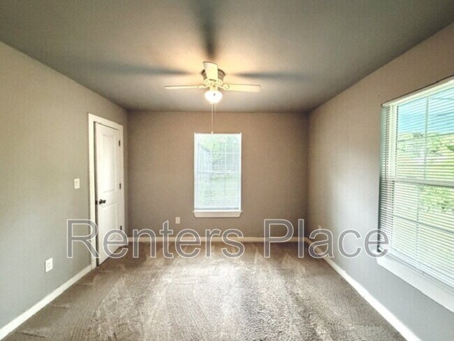 Building Photo - 1322 N Birmingham Pl
