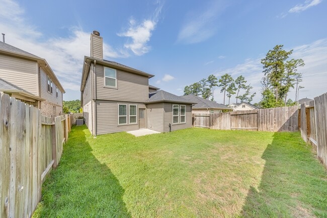 Building Photo - 40615 Guillemont Ln