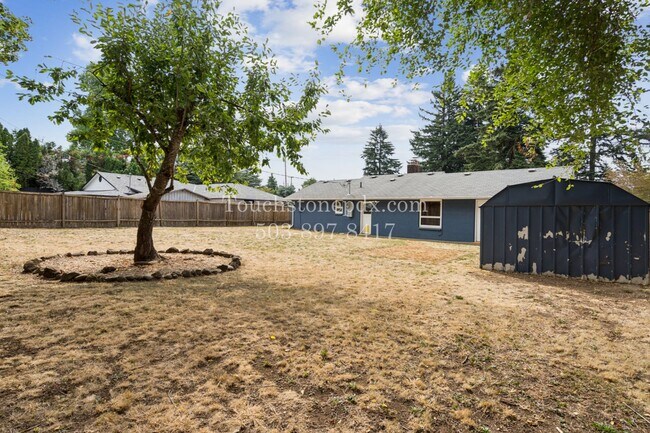 Building Photo - 9111 NE Tillamook St