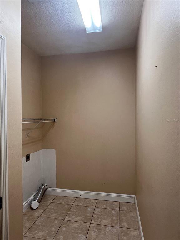 Building Photo - 6443 Ashville Dr