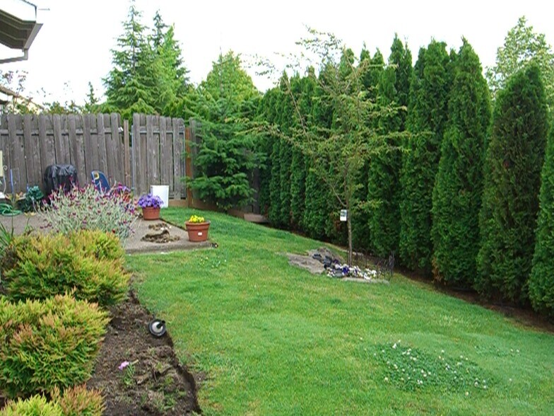 Building Photo - 20456 SW Midline Street