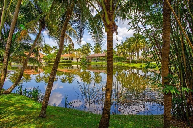 Building Photo - 10897 Canary Island Ct