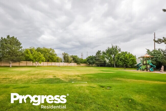 Building Photo - 7987 S 2760 W