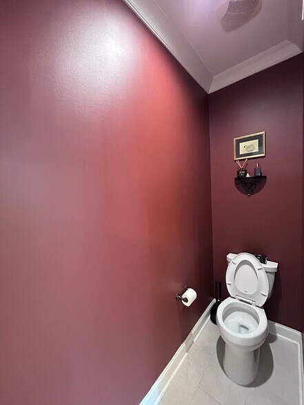 Primary Bathroom Water Closet - 5006 Groover Dr SE