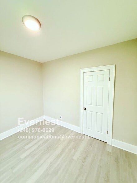 Building Photo - 5440 Milford St