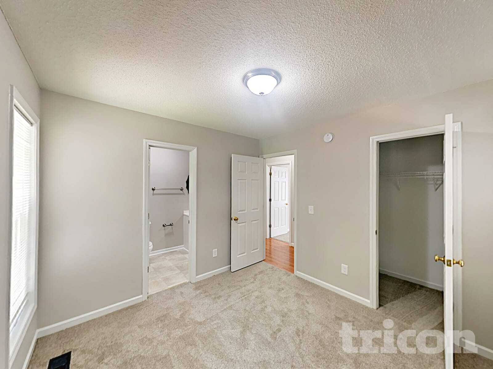 Building Photo - 1237 Woodbriar St