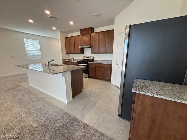 Building Photo - 7008 Dandelion Pk Ave