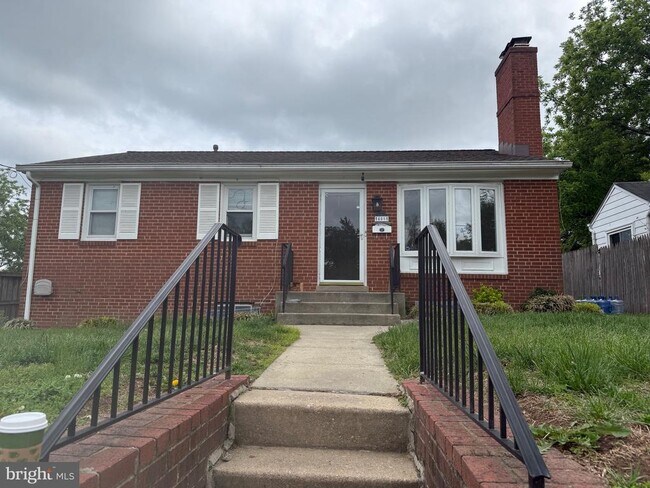 Building Photo - 409 McArthur Dr