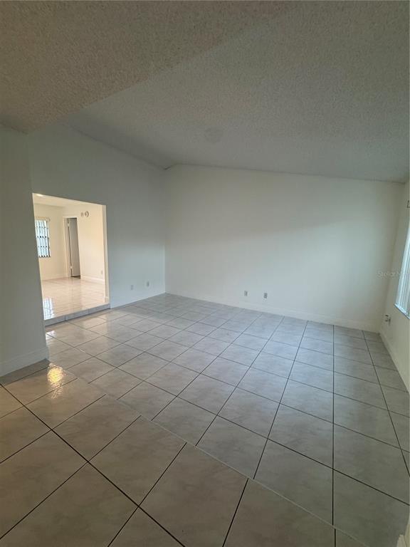 Building Photo - 7910 Glen Abbey Cir