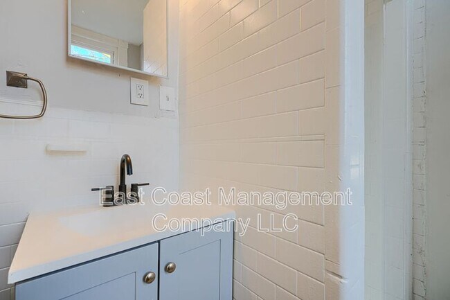 Building Photo - 2878 Harford Rd