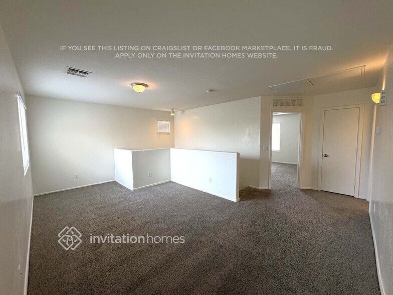 Building Photo - 6805 N 130th Ave