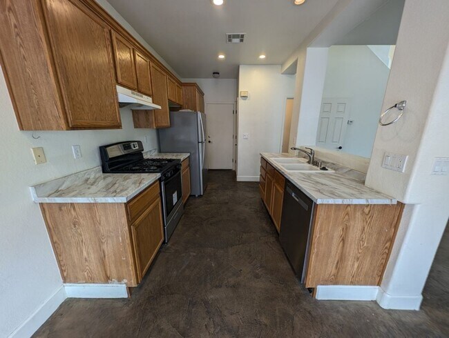 Building Photo - 9735 Clifford Walk Ave