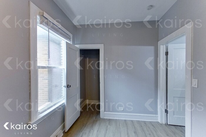 Building Photo - 8622 S Justine St