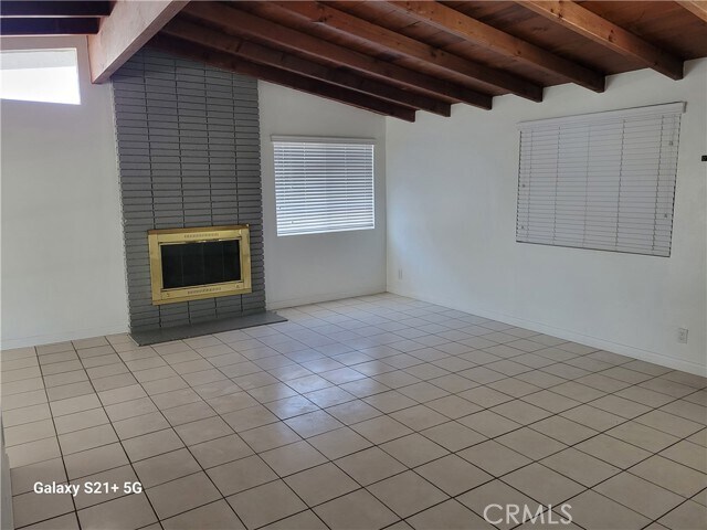 Building Photo - 937 N Iroquois Ave