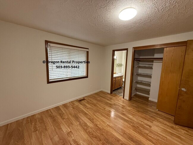 Building Photo - 12802 SE Main St