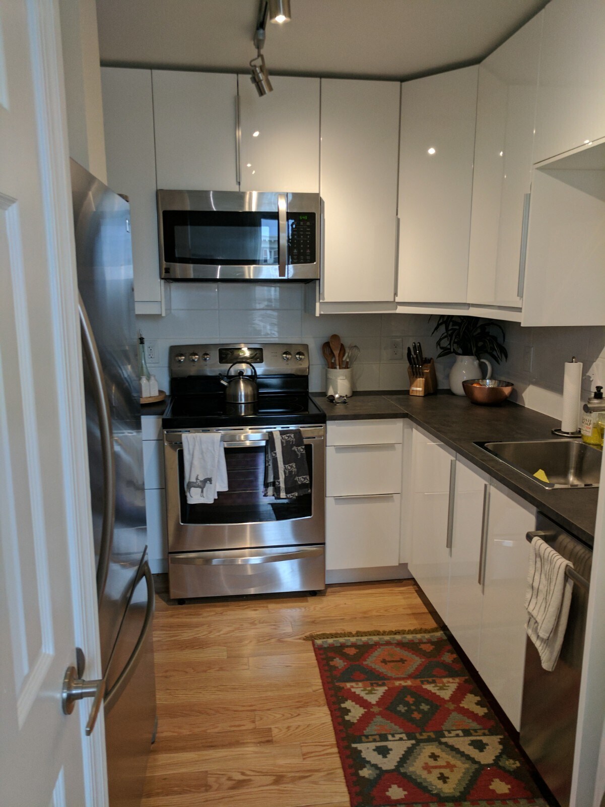 Building Photo - 1830 17th Street, NW