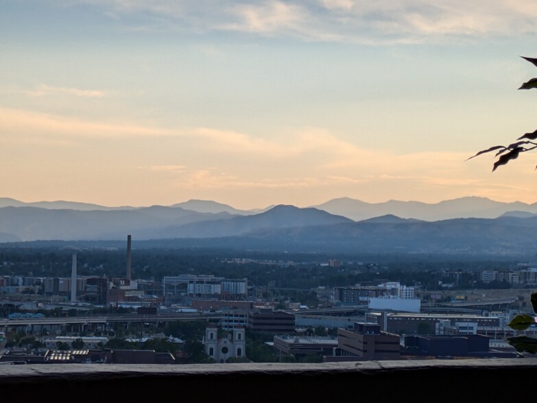 Building Photo - 1020 15th St