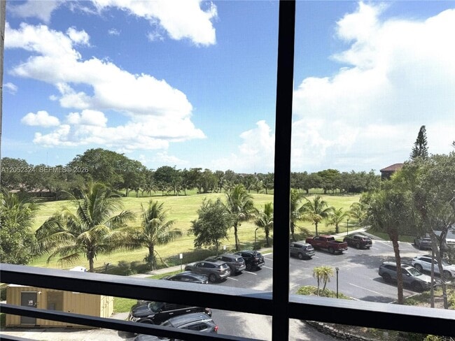 Building Photo - 3800 N Hills Dr
