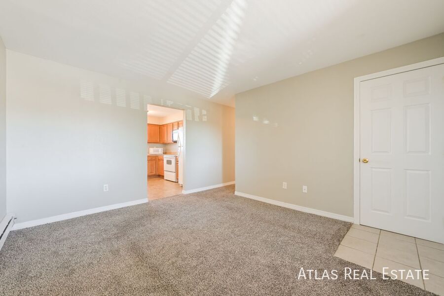 Building Photo - 960 Bishop Ct
