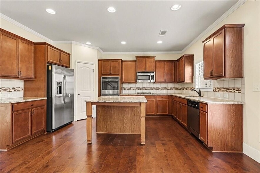 Building Photo - 4208 Amberleaf Walk