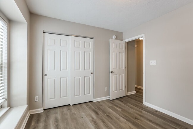 Building Photo - 1205 Turnbury Ln