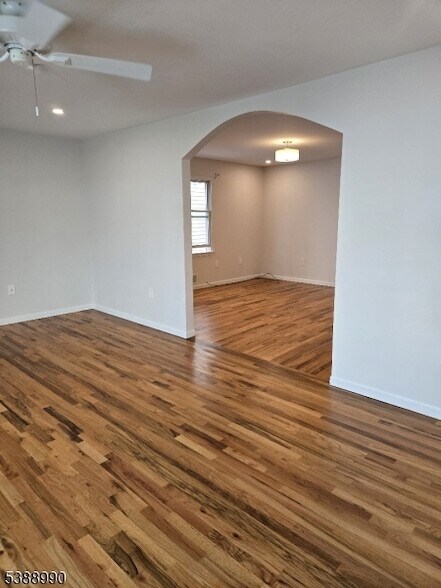 Building Photo - 89 Sumo Village Ct