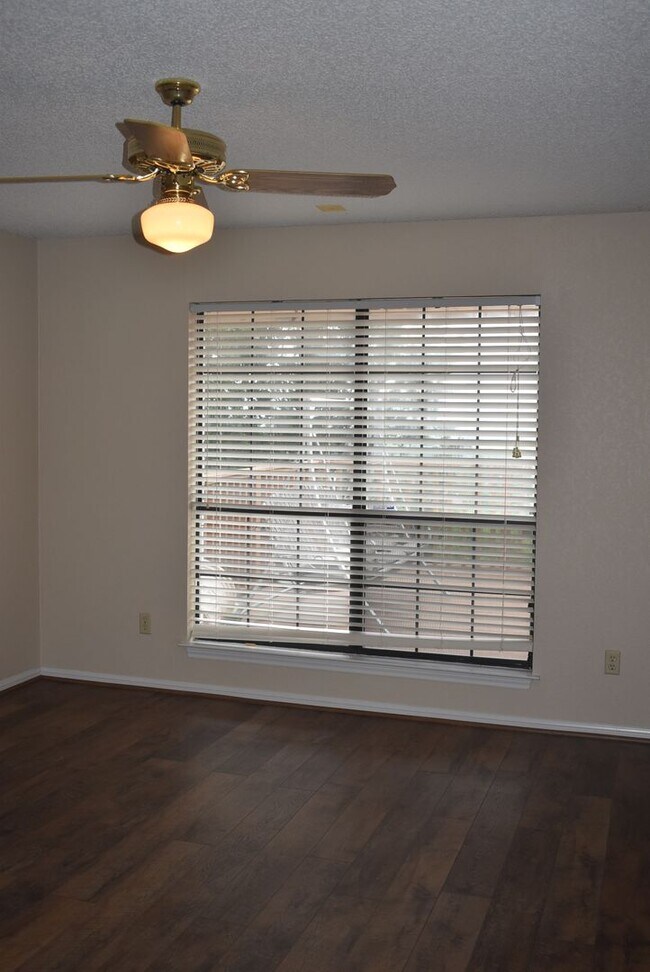 Building Photo - Beautiful Hilltop Home in Harker Heights! ...