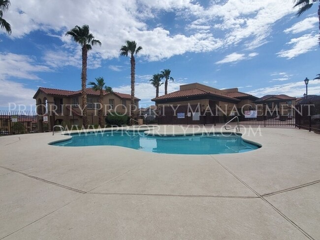 Building Photo - 2 Bedroom ~ Dual Primary Bedroom(s)~ Beaut...
