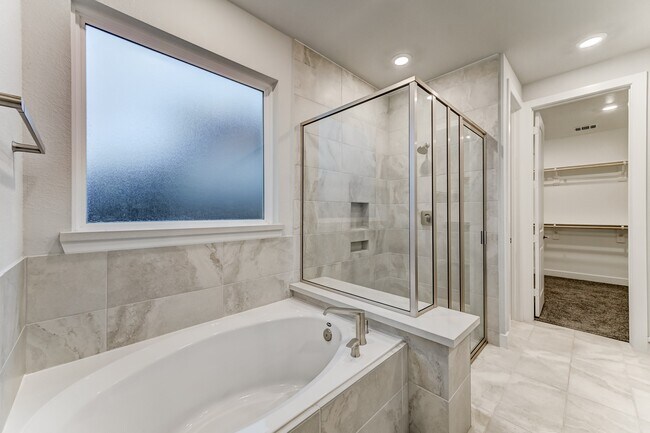 Building Photo - 9522 Rialto Creek Dr