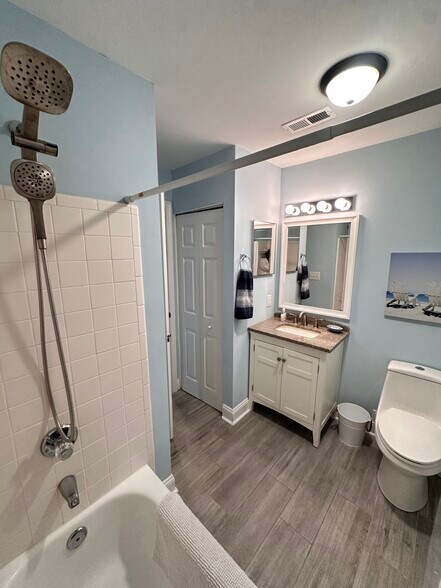 Building Photo - 18713 Vineyard Point Ln