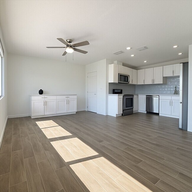 Building Photo - Stunning 3-Bedroom Pool Home in Lehigh – Completely Renovated with Resort-Style Living!