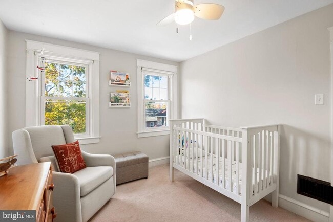 Building Photo - 404 S Jackson St